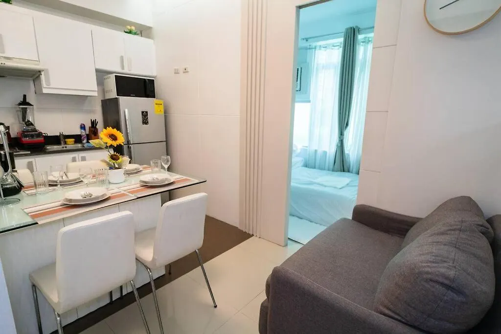 A2J Executive 1Br Suite Near Venice Mall Bgc Manila 0*,  Philippines