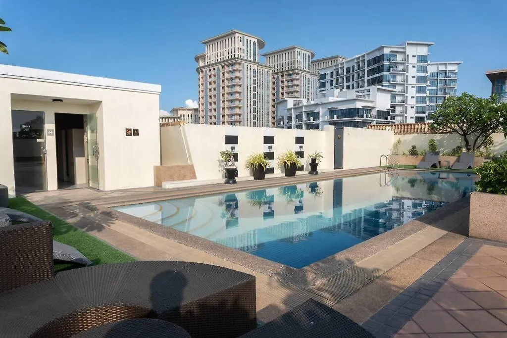 Apartment A2J Executive 1Br Suite Near Venice Mall Bgc Manila