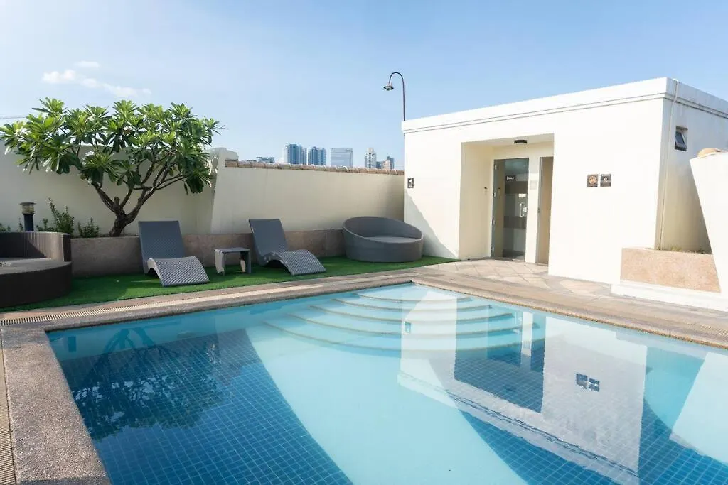 A2J Executive 1Br Suite Near Venice Mall Bgc Manila Apartment