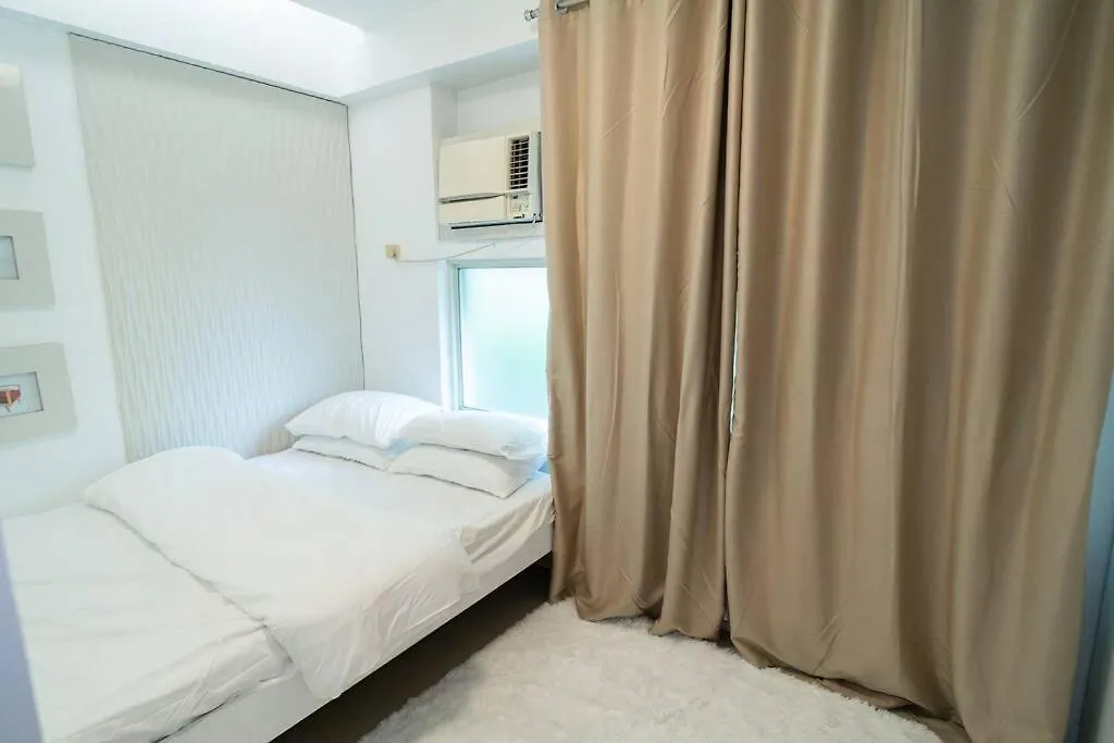 A2J Executive 1Br Suite Near Venice Mall Bgc Manila Apartment
