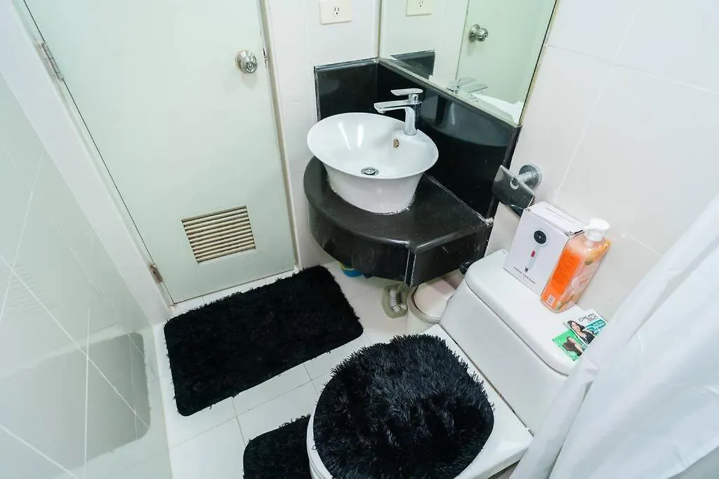 A2J Executive 1Br Suite Near Venice Mall Bgc Manila Apartment