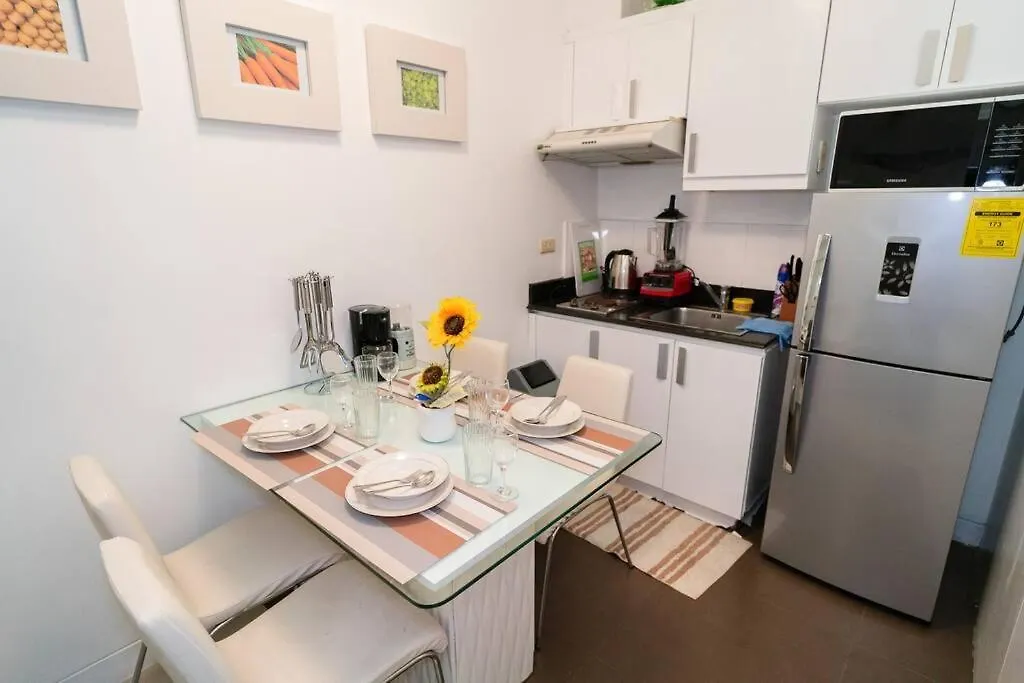 A2J Executive 1Br Suite Near Venice Mall Bgc Manila